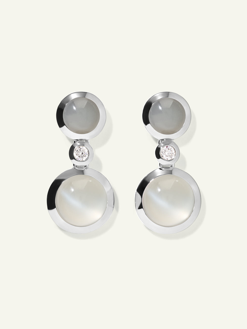 BOUTON 2 Cabochons Earrings in 'Cashmere' with White Diamonds