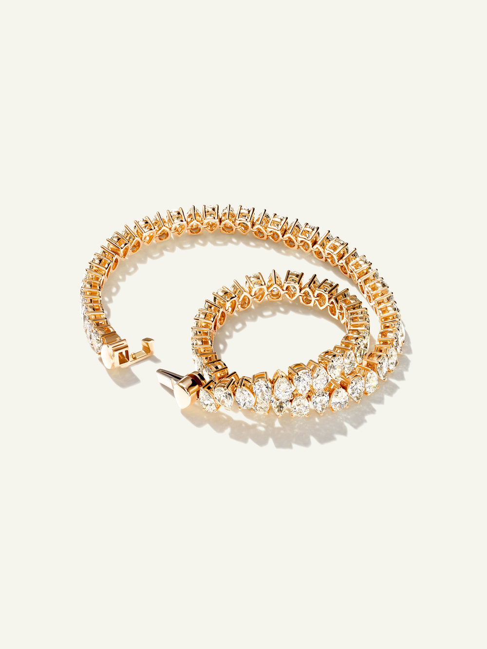 B-SIG-T-Cl-rg | Bracelet SIGNATURE Tennis pear shape Diamonds