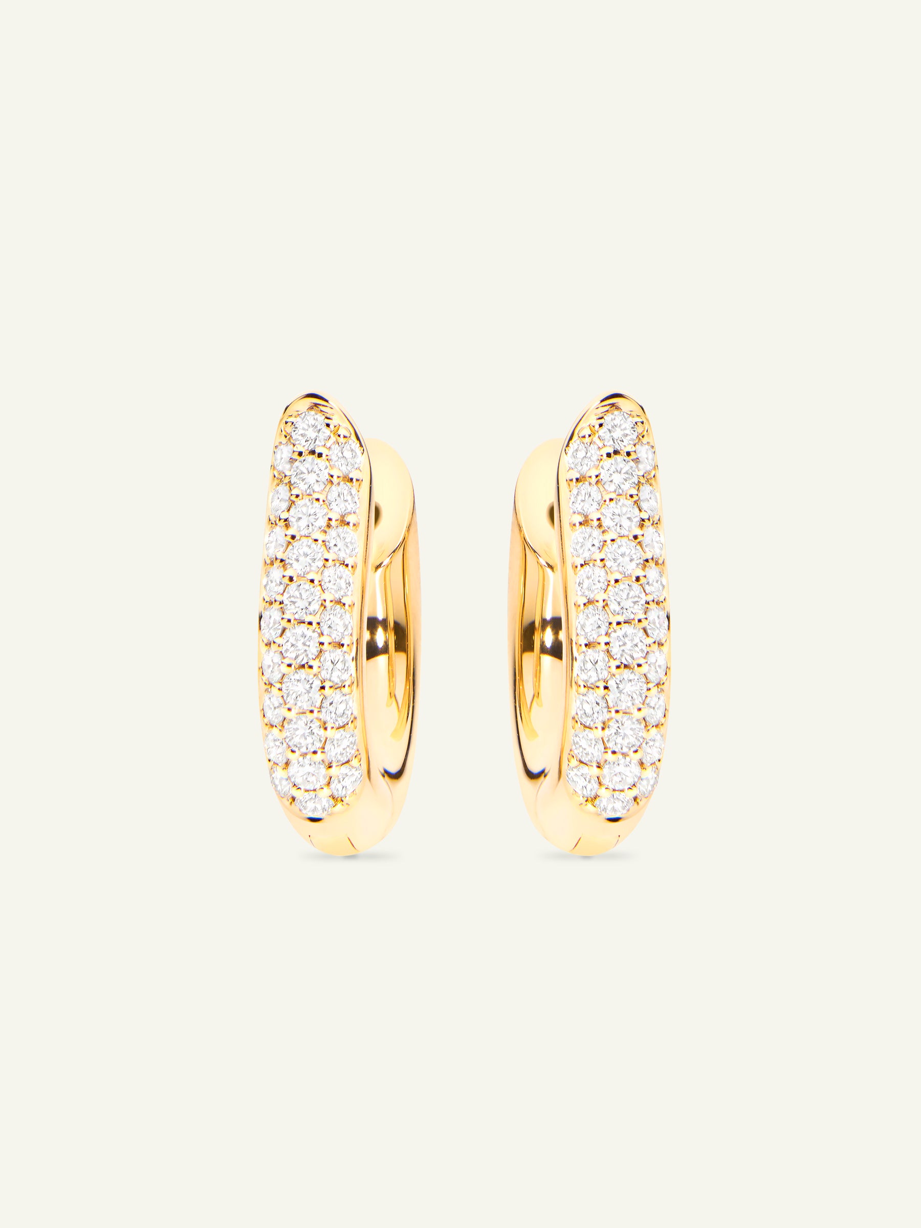 SIGNATURE Earrings Hoop medium Diamond Pavé 18K Gelbgold