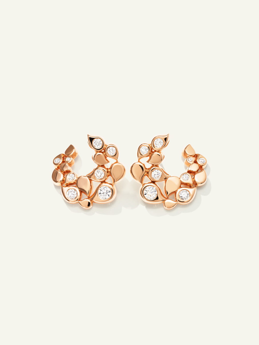 SNOWFLAKES Alternating Hoop Earrings in 'Classic'