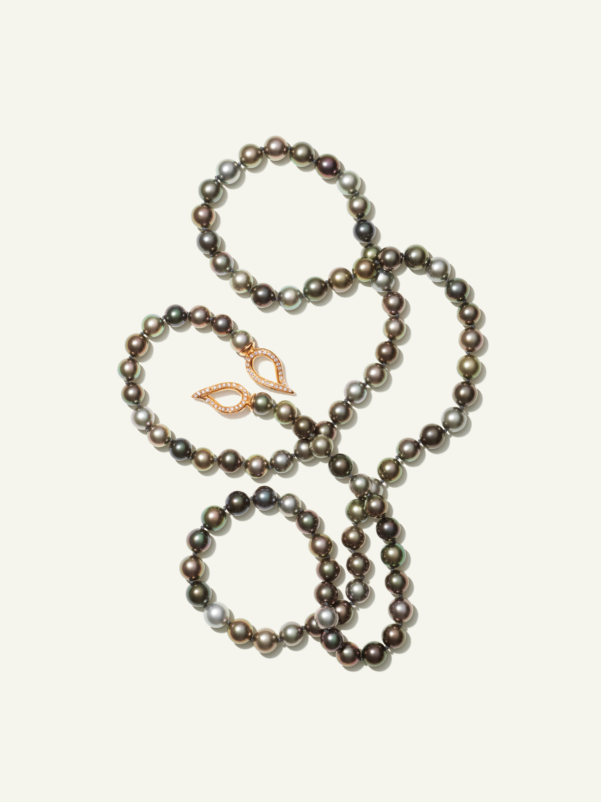 Necklace Tahitian Pearls round multicolor in 18K Rose Gold