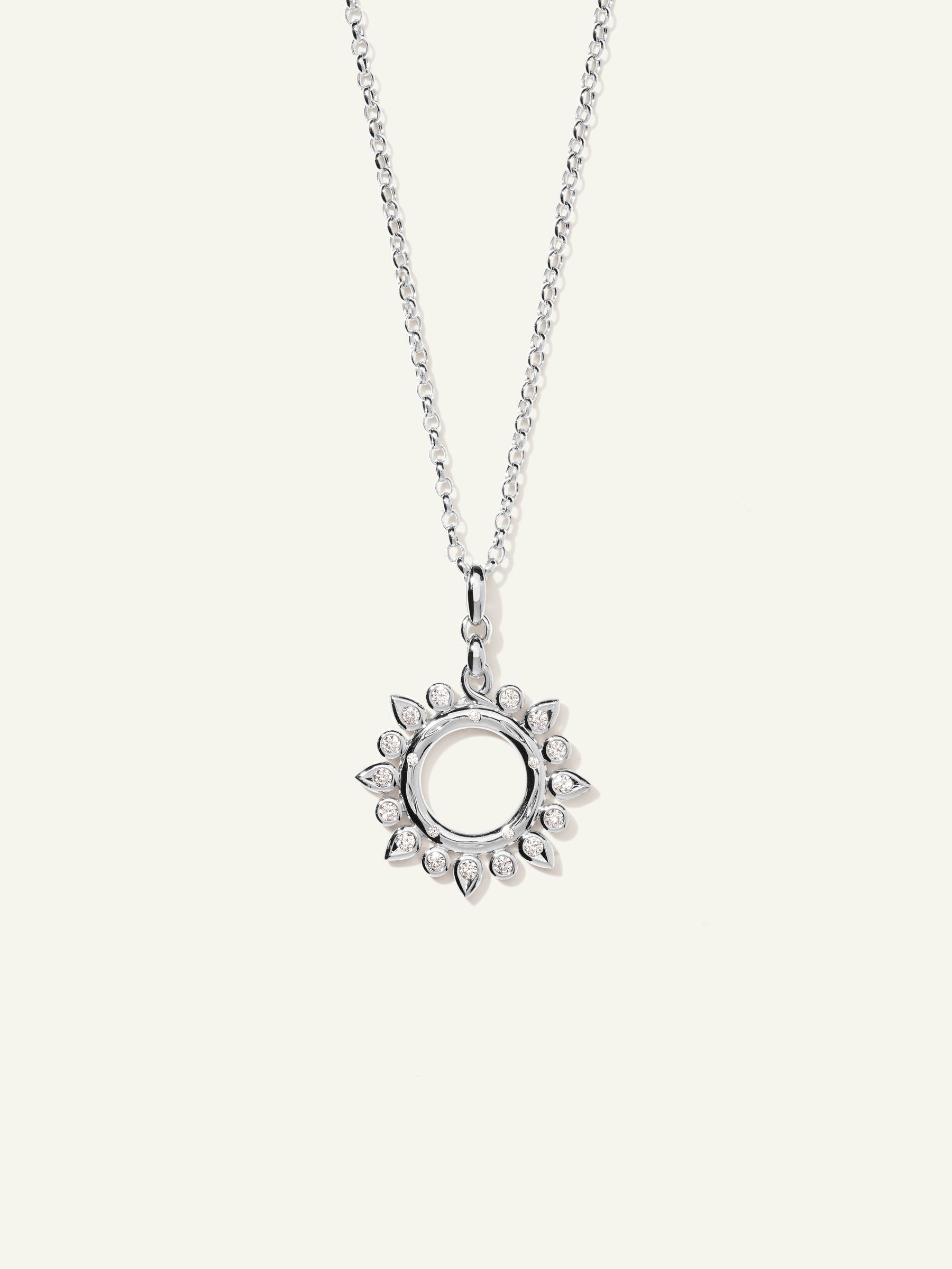 GYPSY Small Sun Pendant in ' Classic'