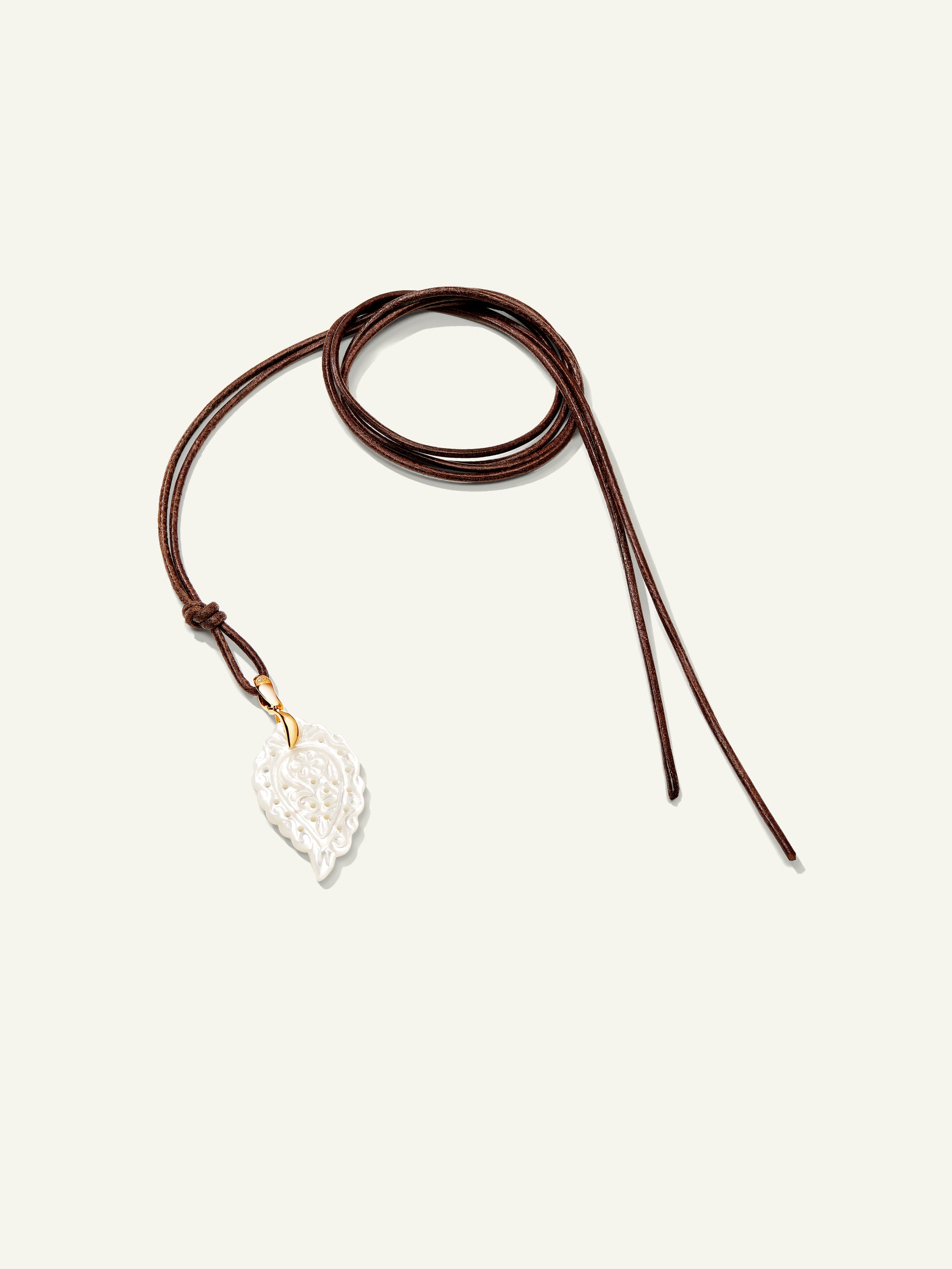 INDIA Small Pendant with Mother of Pearl