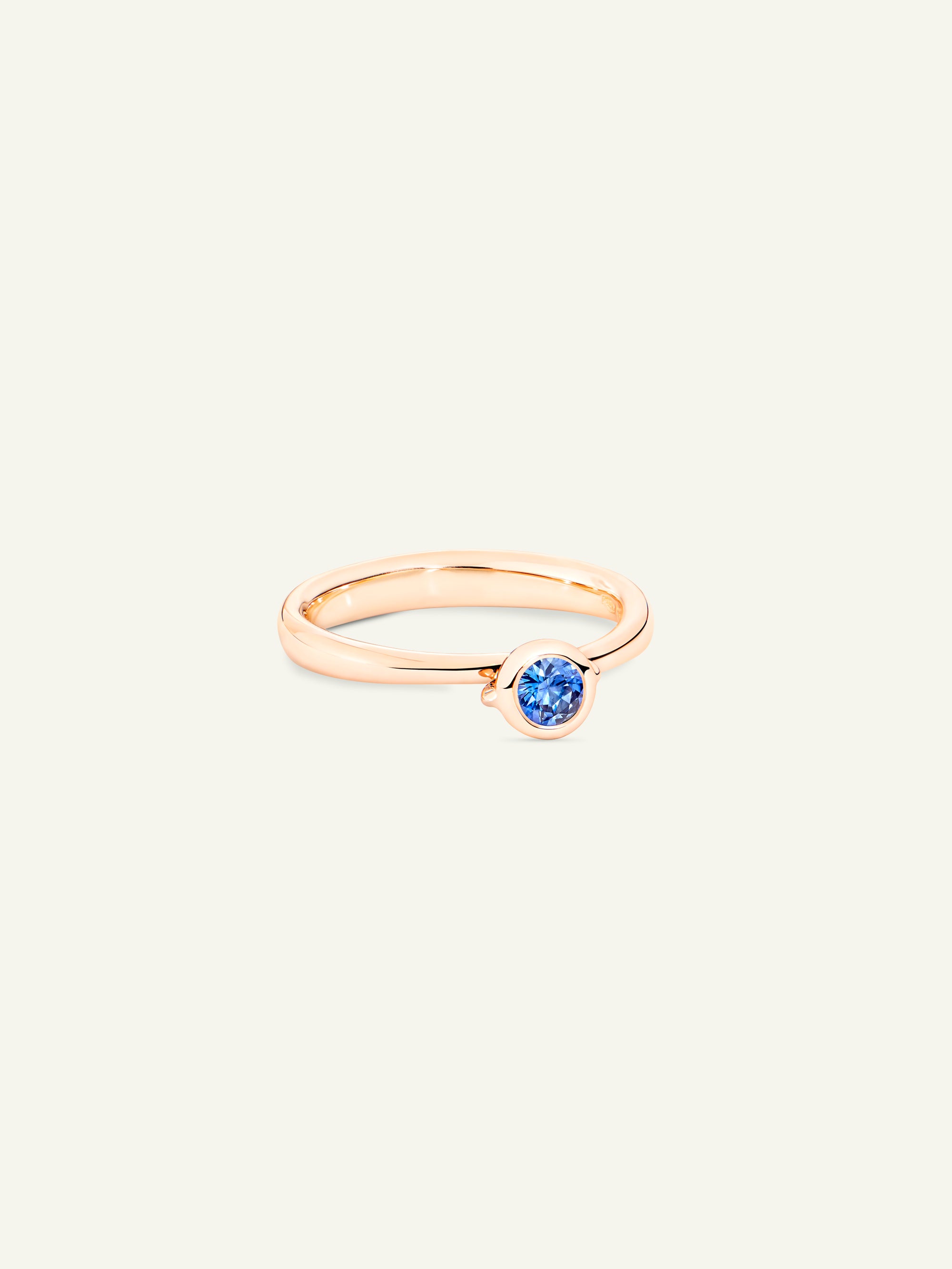 BOUTON Solitaire Ring with Blue Sapphire
