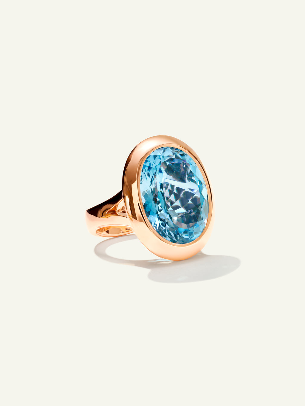 CUSHION Ring mit Aquamarin