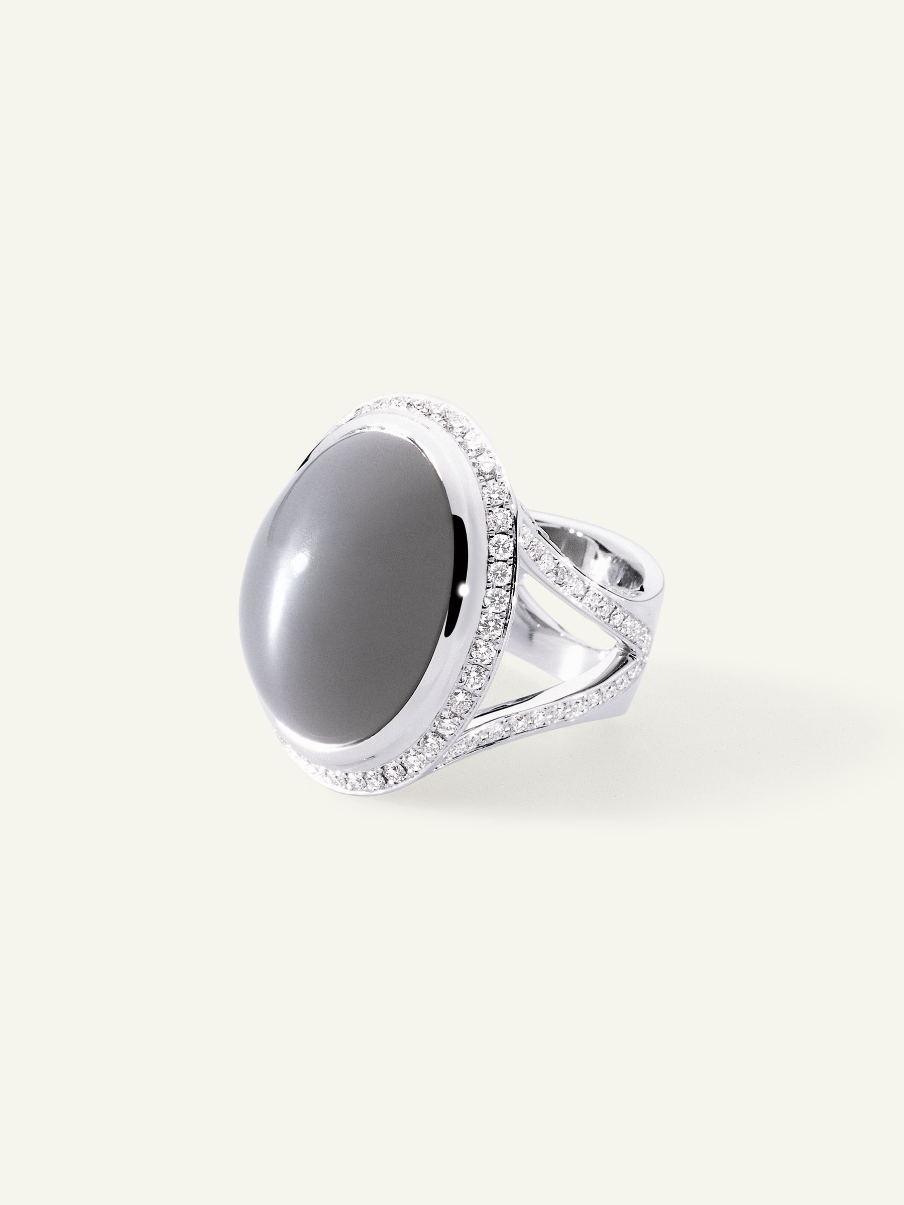 CUSHION Large Ring mit Braunem Mondstein und Diamant Pavé