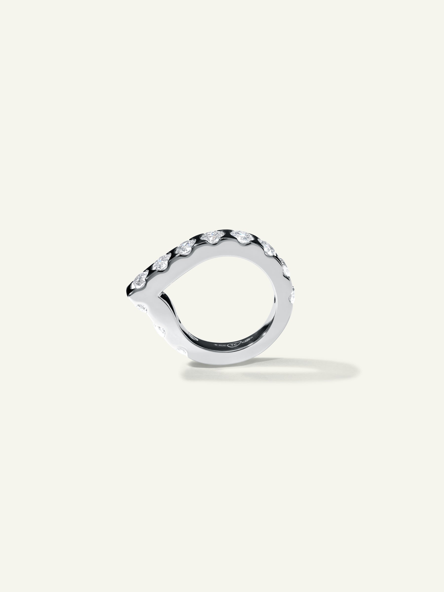 SIGNATURE Memoire Drop Ring in 'Classic'