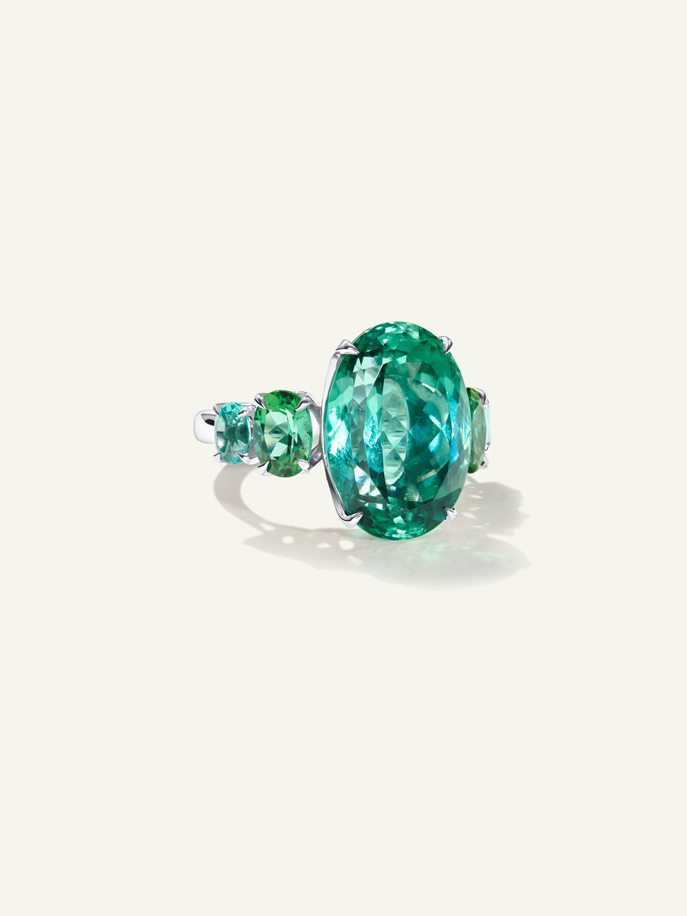 GLAMOUR Ring with Lagoon Green Tourmaline