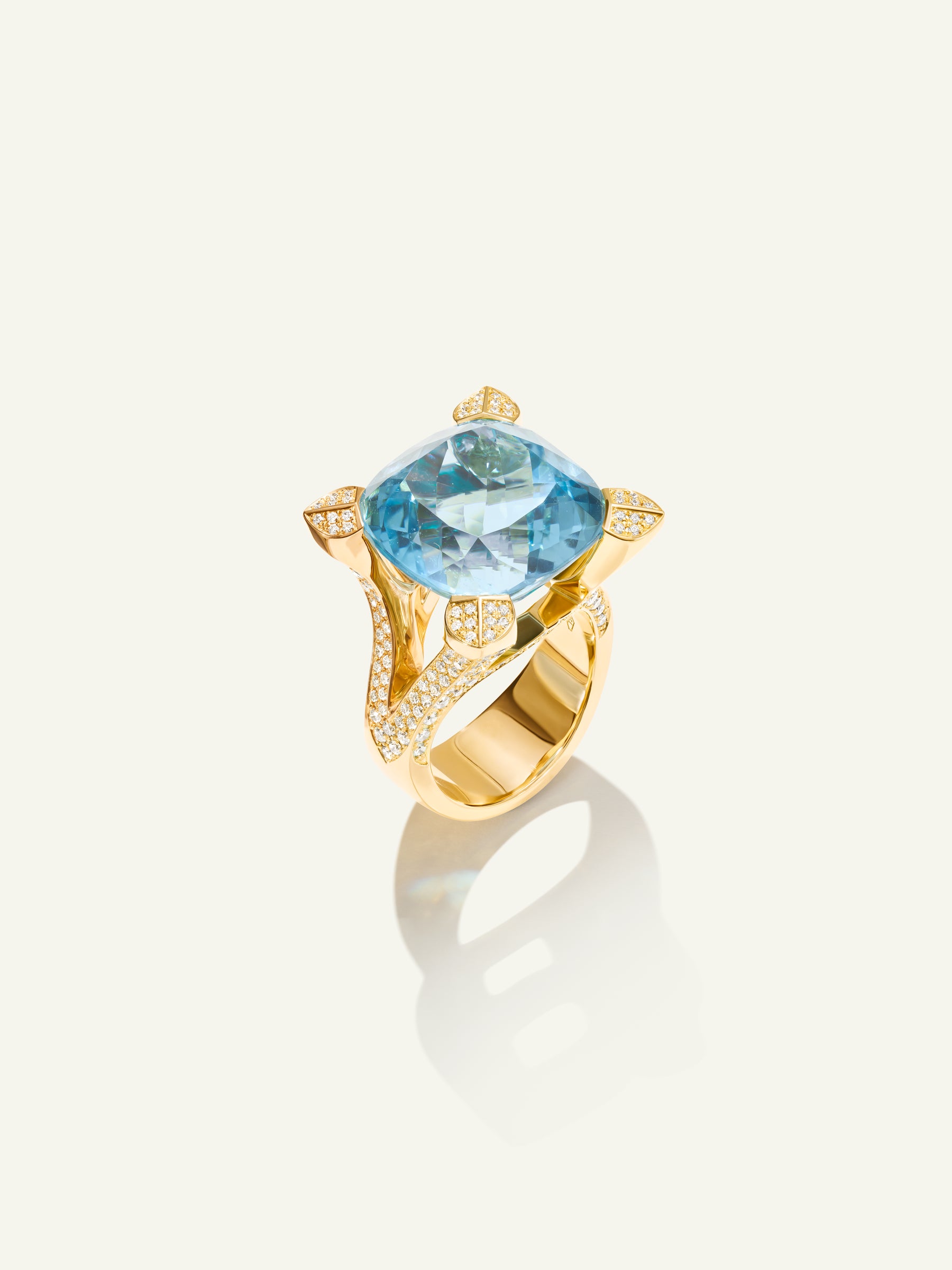 LILY Solitaire Ring mit Aquamarin