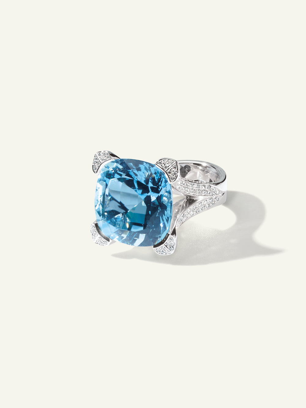 Ring LILY Solitaire Aquamarine