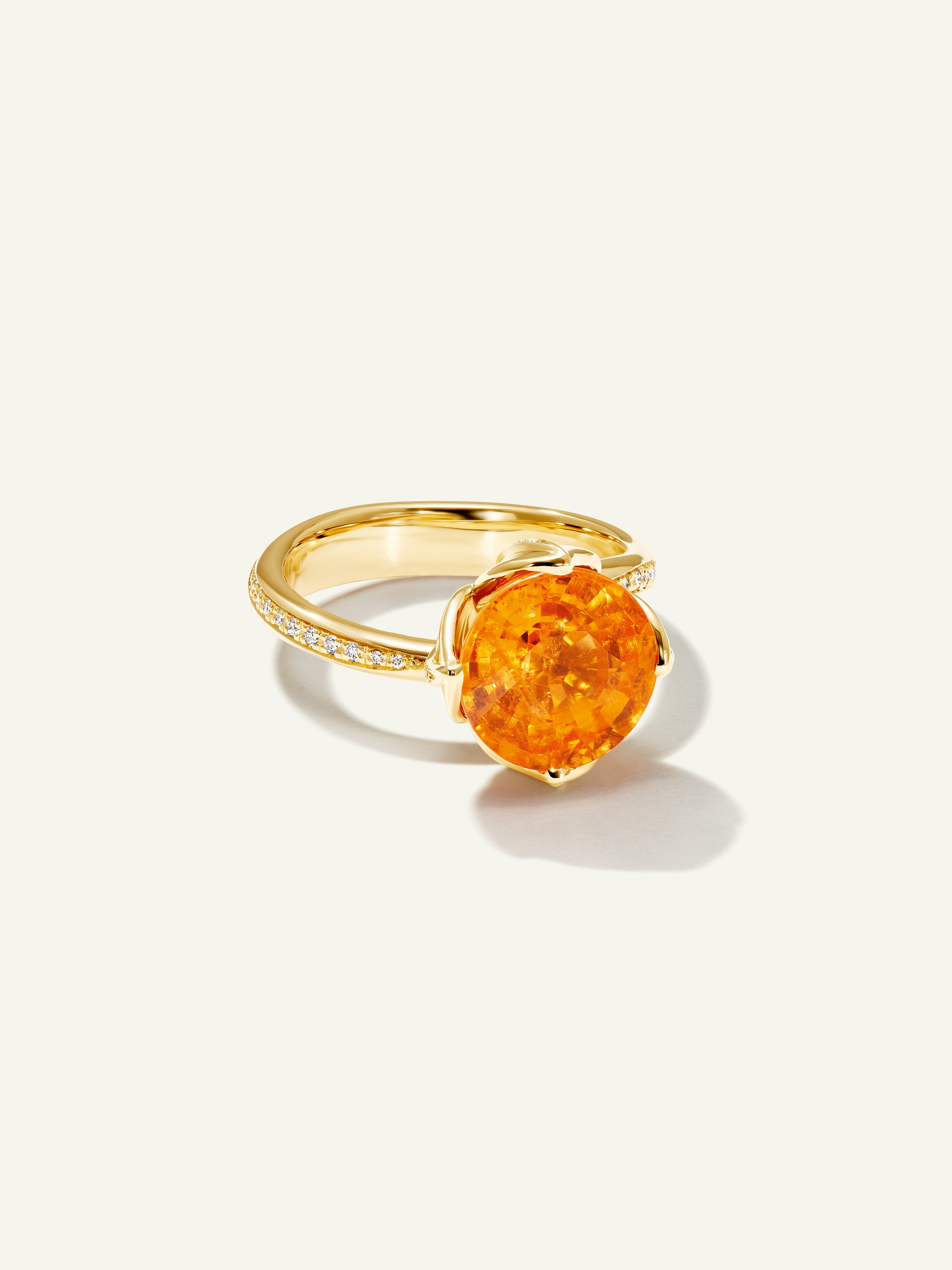 R-TUL-Man5.10-p-yg | TULIP Ring with Mandarin Garnet