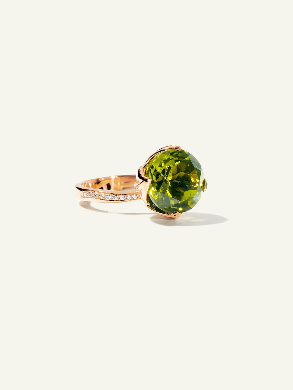 R-TUL-Per8-p-rg | TULIP Ring with Peridot