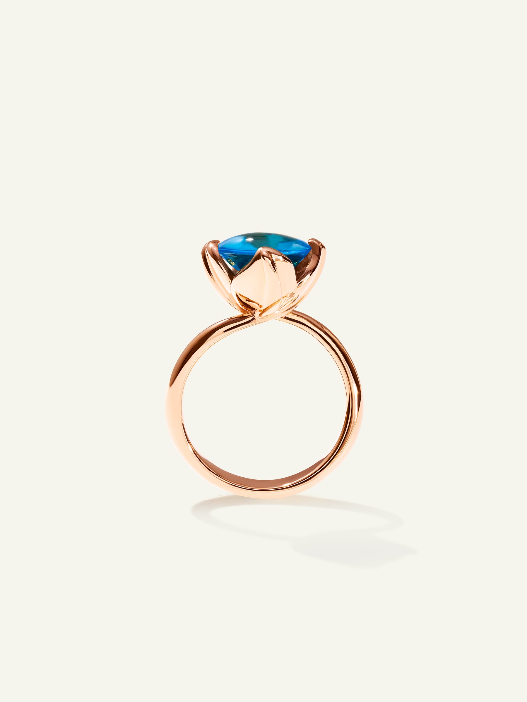 R-TUL-s-ToSw-rg | TULIP Ring Small with Swiss Topaz