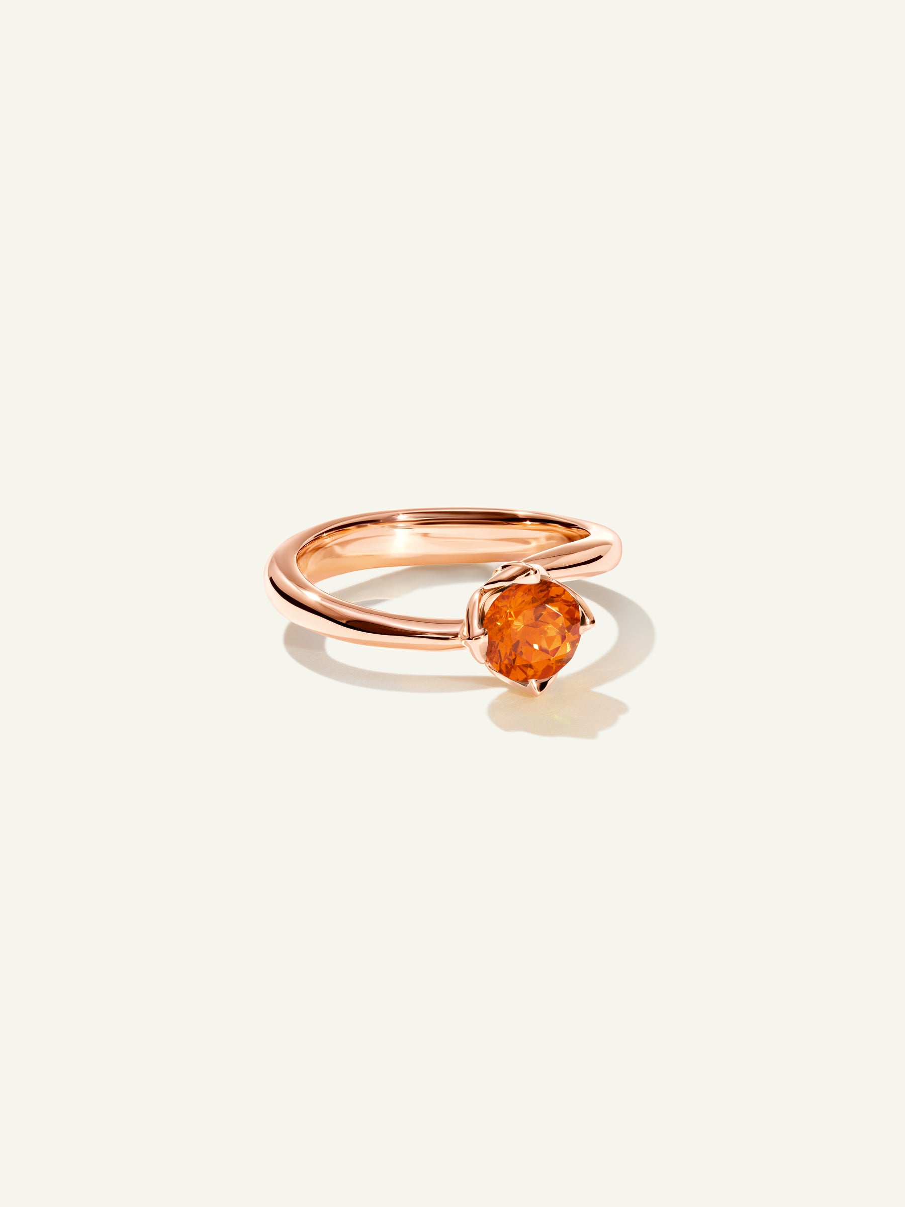 TULIP Ring XS mit Mandarin Granat