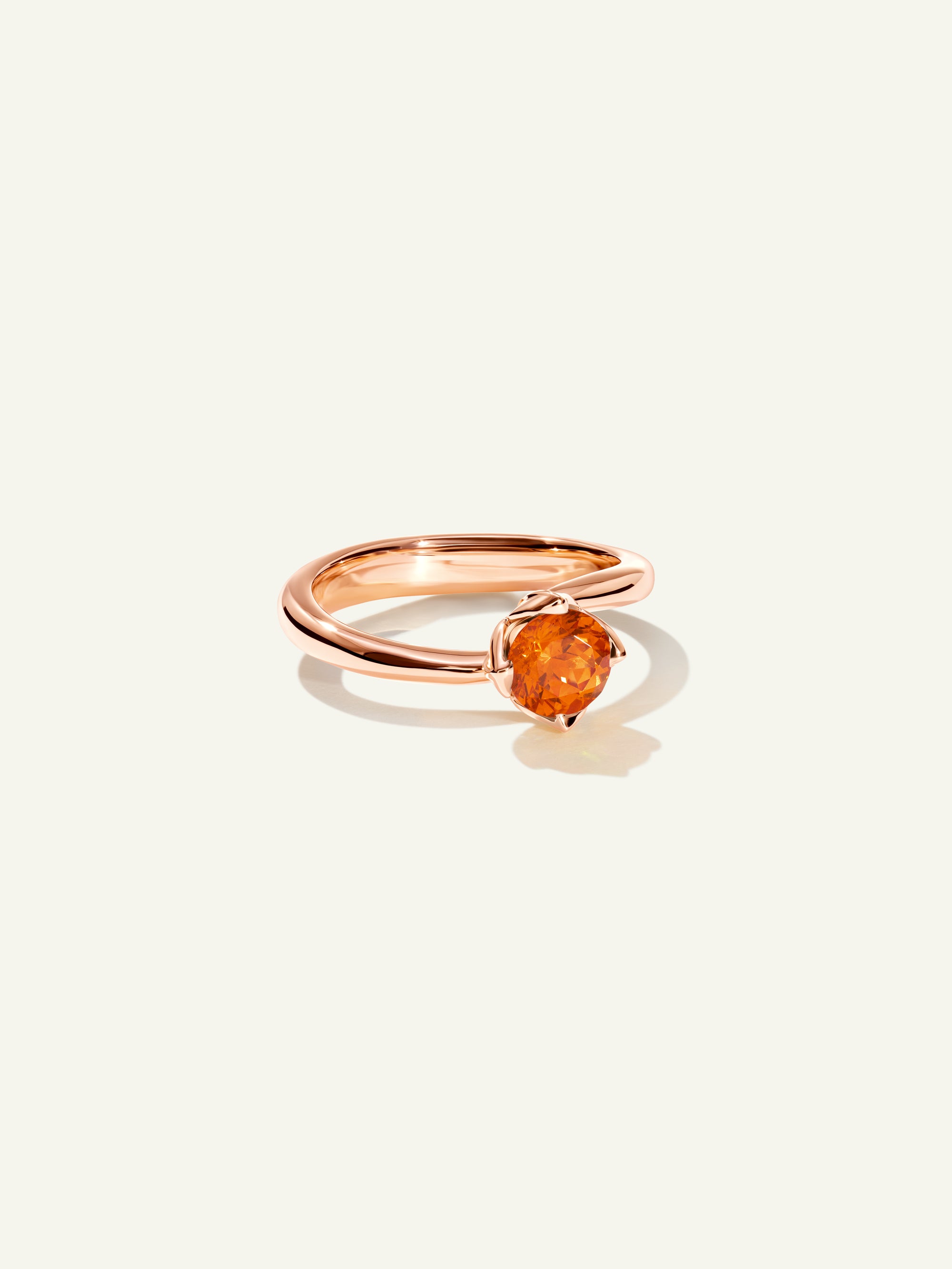 TULIP Ring XS mit Mandarin Granat